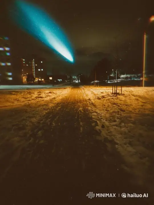 Magical Night: Comet Glides Over Winter Landscape – AI Generated Video | Hailuo AI