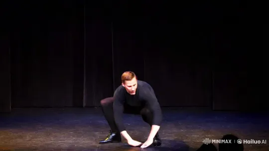 Male Illusionist Transforms into a Glamorous Female Goddess – AI Generated Video | Hailuo AI