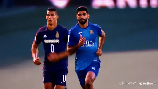 Ronaldo and Kohli Sprint: A Study in Athleticism and Cinematic Aesthetics – AI Generated Video | Hailuo AI