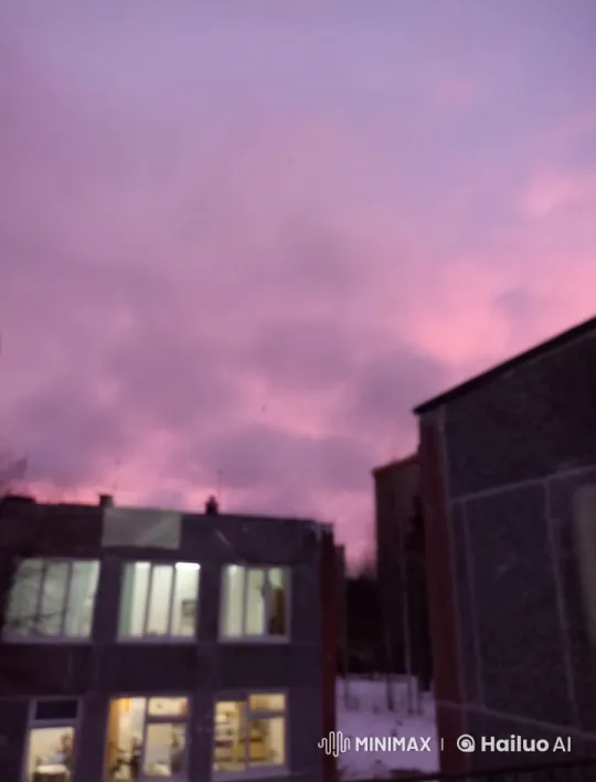 Twilight School Invasion: Mysterious Objects Appear – AI Generated Video | Hailuo AI