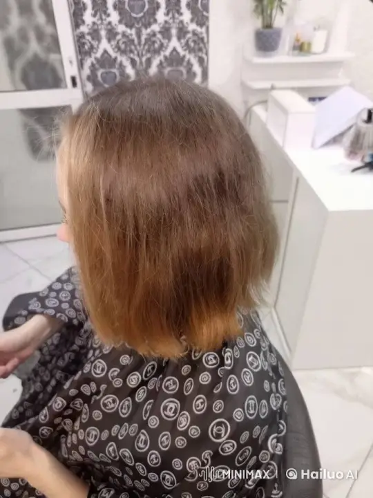 Salon Haircut Transformation: Bob to Completely Bald – AI Generated Video | Hailuo AI