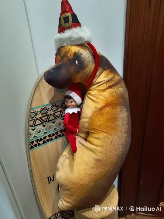 Animated Santa Hat Dog and Elf Chat Festively – AI Generated Video | Hailuo AI