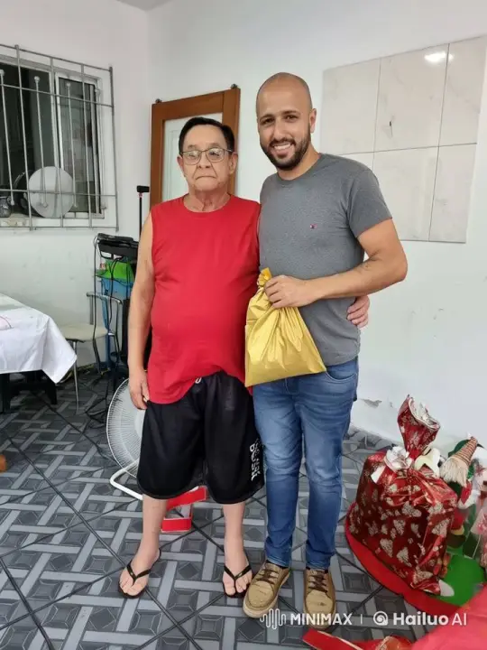 Christmas Eve: Two Men Become Iron Man – AI Generated Video | Hailuo AI