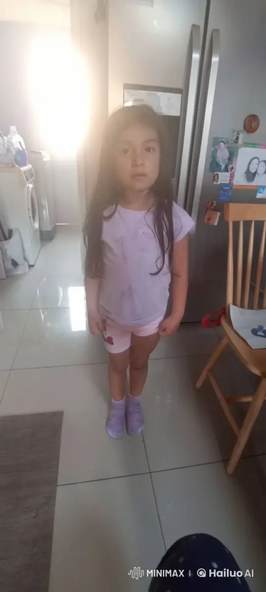 Young Girl's Dance, Fall, and Emotional Outburst – AI Generated Video | Hailuo AI