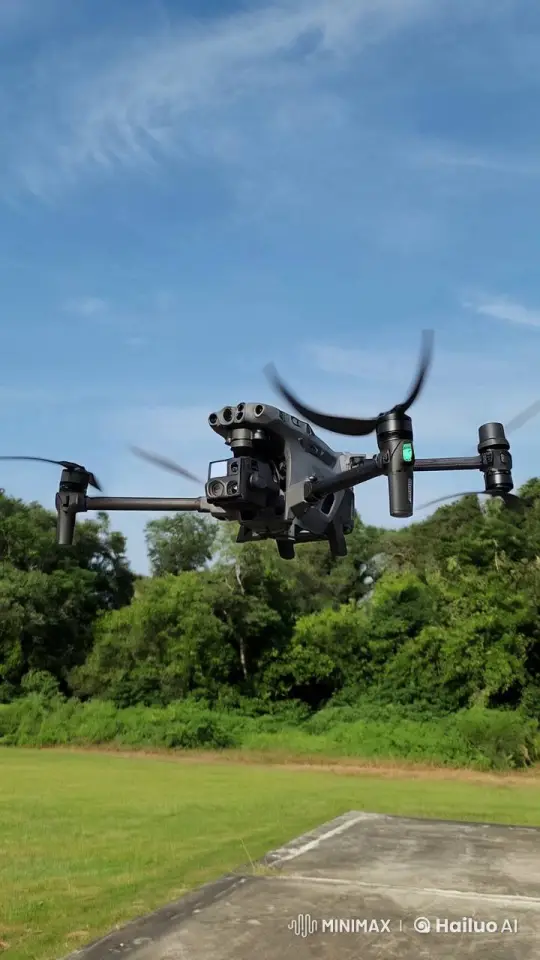 Drone Transforms into Alien-Like Creature in Natural Setting – AI Generated Video | Hailuo AI