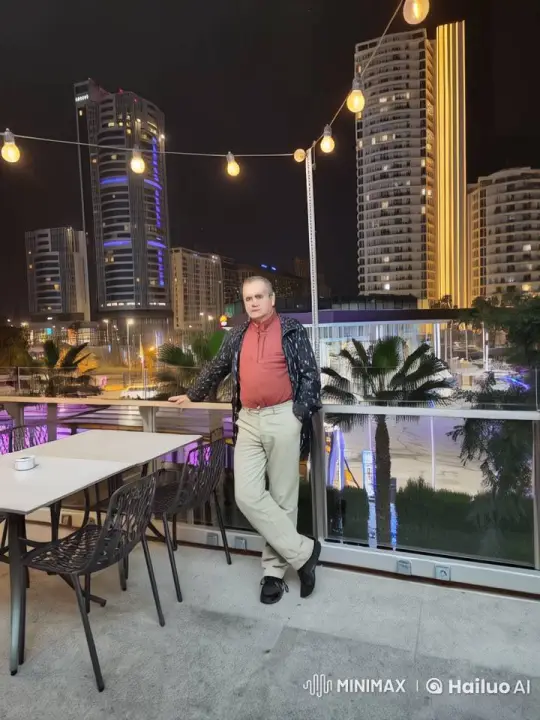 Vibrant Las Vegas Nightlife in Live2D Animation – AI Generated Video | Hailuo AI