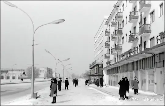 Winter City Street with Animated Pedestrians and Snowfall – AI Generated Video | Hailuo AI