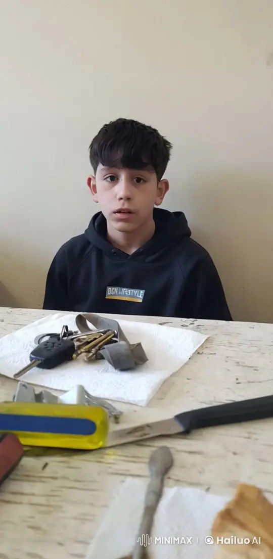 Boy Discusses UFOs with Enthusiasm – AI Generated Video | Hailuo AI