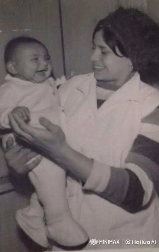 Woman and Baby Share Joyful Moment – AI Generated Video | Hailuo AI