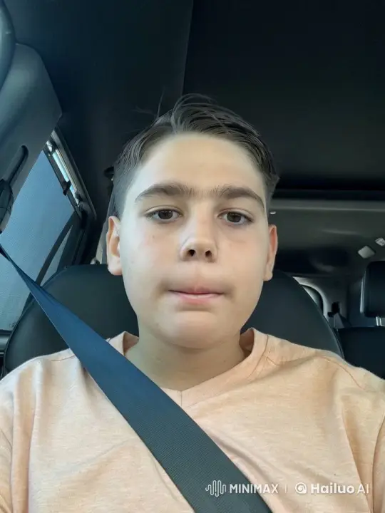Young Person Unfollows Account in Moving Car – AI Generated Video | Hailuo AI