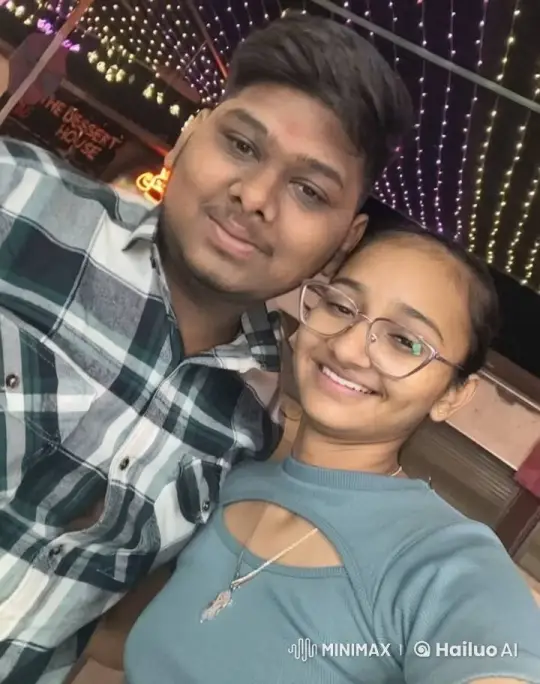 Affectionate Kiss Between Two Smiling People – AI Generated Video | Hailuo AI