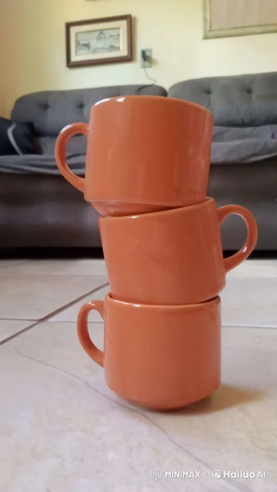Domestic scene: mugs fall, shatter phone – AI Generated Video | Hailuo AI