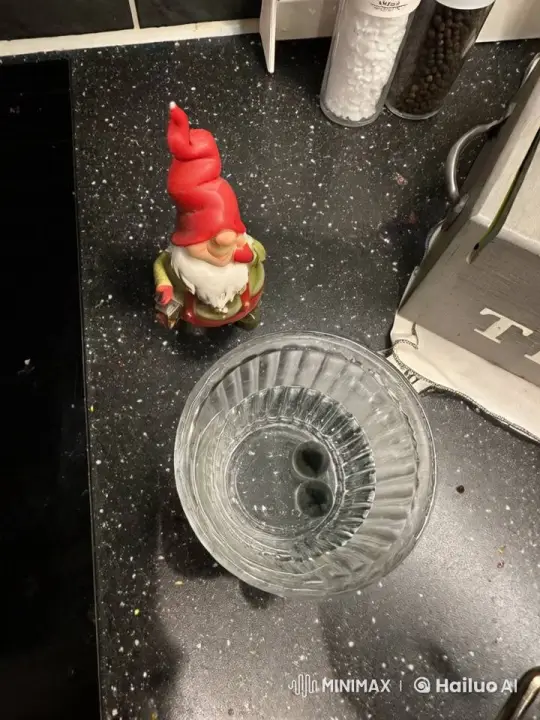 Gnome Transforms Pearls into Coins in Magical Scene – AI Generated Video | Hailuo AI