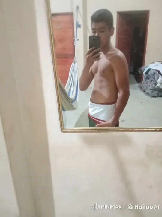 Young Man Takes Shirtless Mirror Selfie – AI Generated Video | Hailuo AI