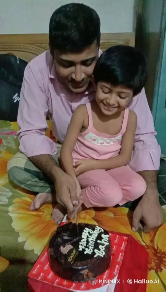 Father-Daughter Cut Birthday Cake Together – AI Generated Video | Hailuo AI