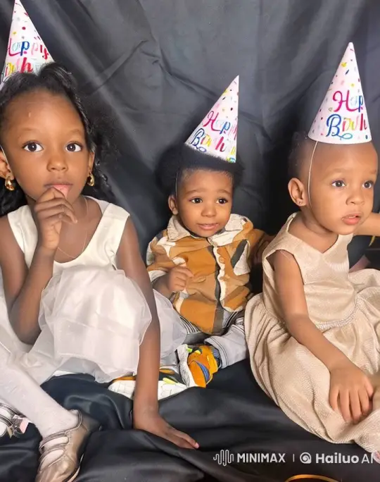 Three Children Celebrate Birthday in Live2D Animation – AI Generated Video | Hailuo AI