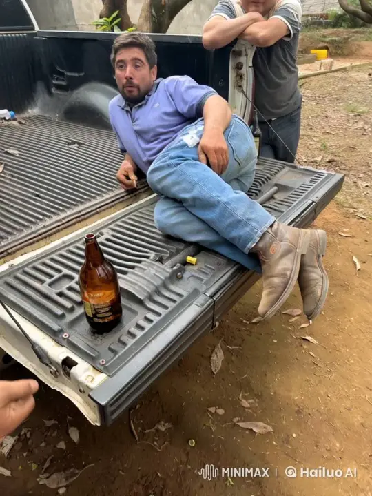 Man Awakens, Jumps, and Runs from Pickup Truck – AI Generated Video | Hailuo AI