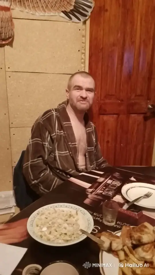 Man in Plaid Robe Somersaults at Dining Table – AI Generated Video | Hailuo AI