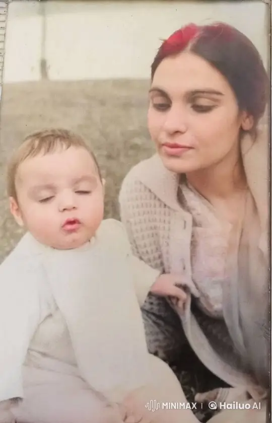 Woman Kisses Laughing Baby in Outdoor Setting – AI Generated Video | Hailuo AI