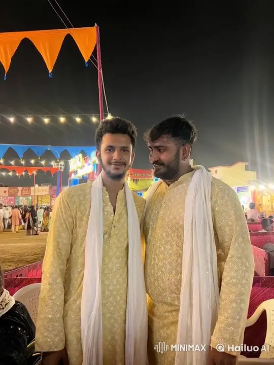 Festive Night: Men Share Intimate Kiss in Lights – AI Generated Video | Hailuo AI