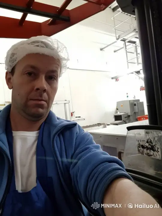 Industrial Worker Operating Machinery in Live2D Animation – AI Generated Video | Hailuo AI