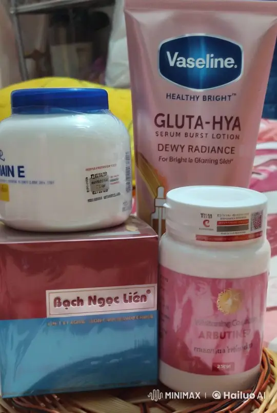 White Jade Lotus Skincare Set Promotion Video – AI Generated Video | Hailuo AI