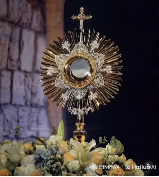 Ethereal 4K Live2D Monstrance Illuminated by Sacred Light – AI Generated Video | Hailuo AI
