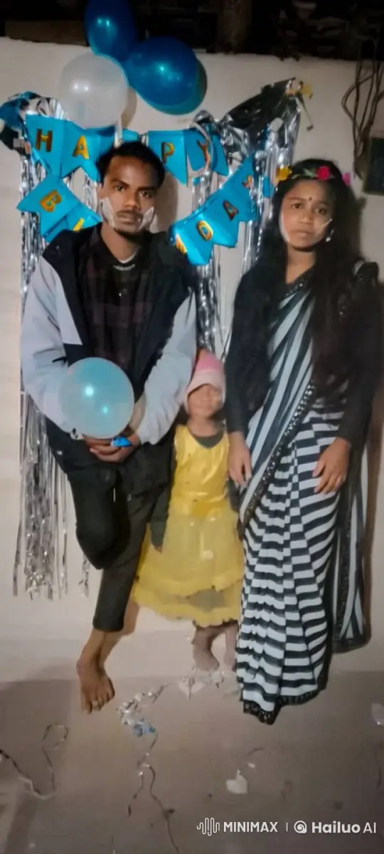 Family Celebrates Birthday with Affectionate Moment – AI Generated Video | Hailuo AI