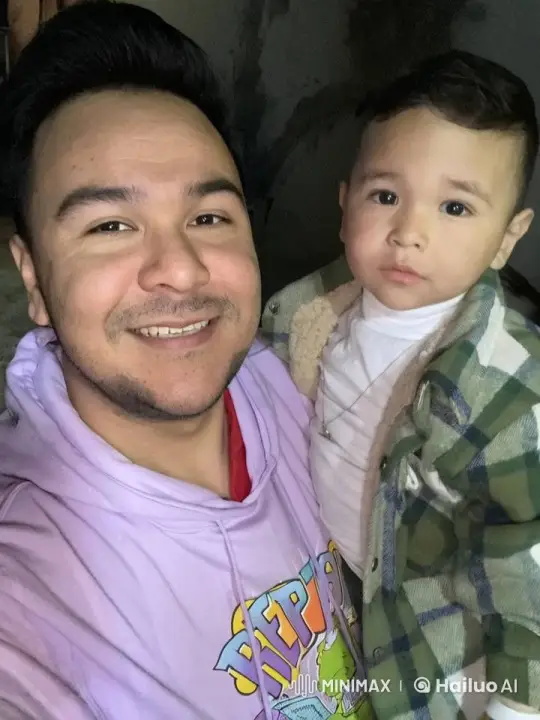Warm-hearted Playful Bond Between Man and Child – AI Generated Video | Hailuo AI