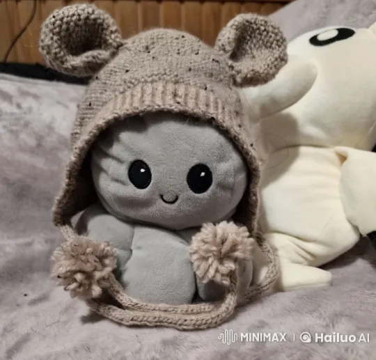 Plush Toy's Adorable Dance and Bounce Performance – AI Generated Video | Hailuo AI