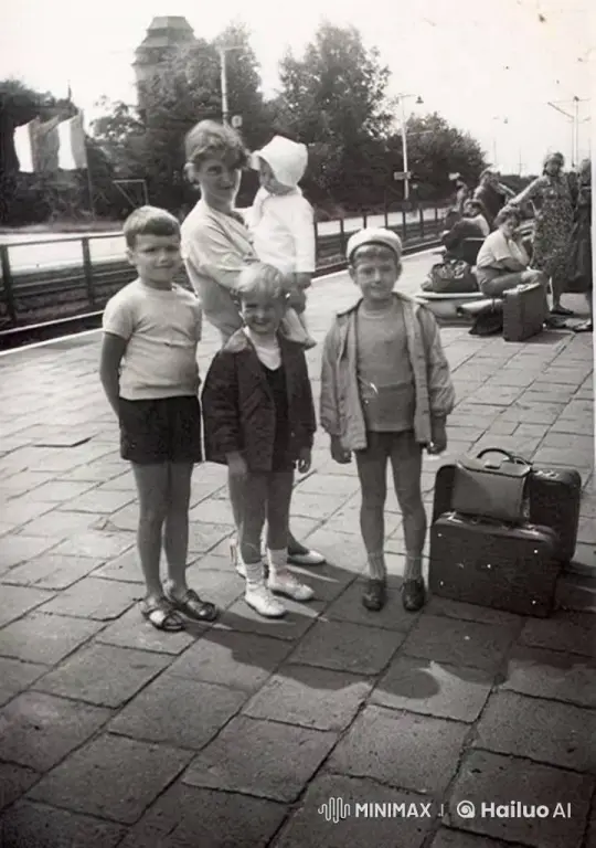 Woman with Baby and Children Awaits Train Departure – AI Generated Video | Hailuo AI