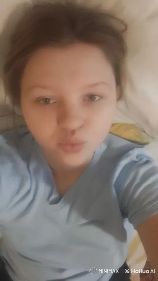 Young Woman Making Playful Kissy Face in Intimate Video – AI Generated Video | Hailuo AI