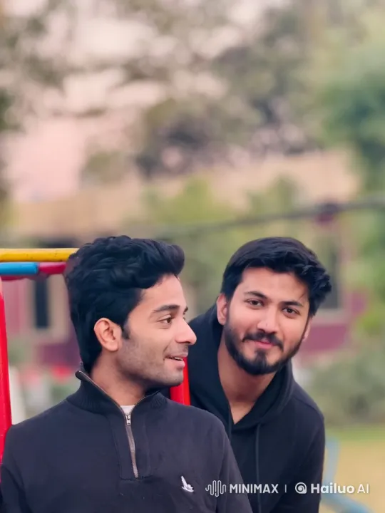 Friends Share Tender Kiss in Vibrant Park Setting – AI Generated Video | Hailuo AI