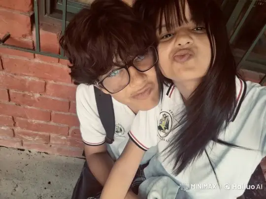 Affectionate Moment Between Family Members – AI Generated Video | Hailuo AI