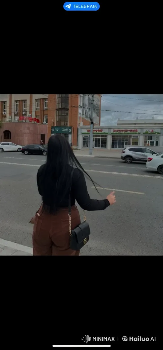 Woman Hit by Bus on City Sidewalk – AI Generated Video | Hailuo AI