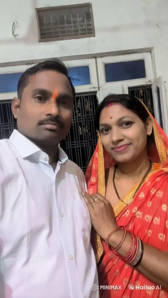 Couple Shares Affectionate Moment in Static Room – AI Generated Video | Hailuo AI