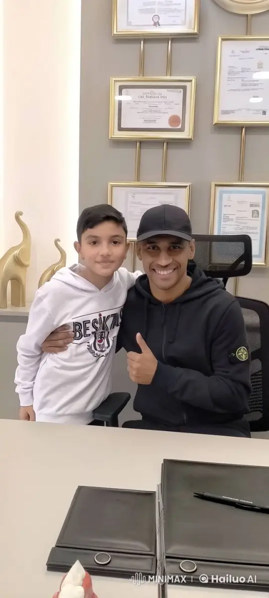 Heartwarming Father-Son Bonding Moment in Office – AI Generated Video | Hailuo AI
