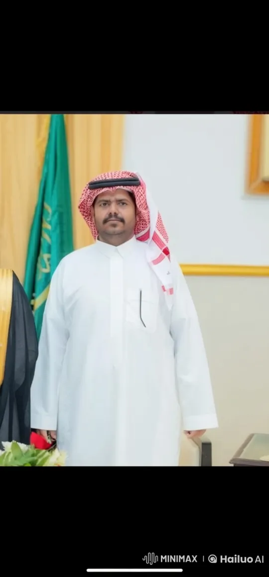 Traditional Attire Figure Smokes in Static Green-Yellow Setting – AI Generated Video | Hailuo AI