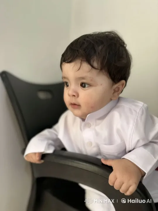 Baby's Curiosity with Gentle Smoke Effect – AI Generated Video | Hailuo AI