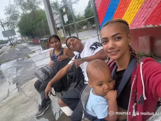 Group Shares Intimate Moments on Sidewalk Bench – AI Generated Video | Hailuo AI