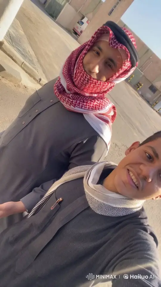 Two Friends Enjoying a Smoke Outdoors – AI Generated Video | Hailuo AI