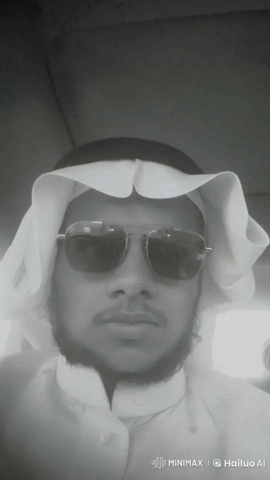 Monochrome Portrait: Smoking in Tranquil Vehicle Setting – AI Generated Video | Hailuo AI