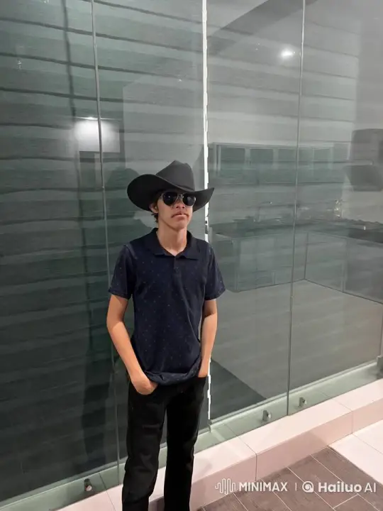 Young Man Meets Singer Fidel in Casual, Friendly Exchange – AI Generated Video | Hailuo AI