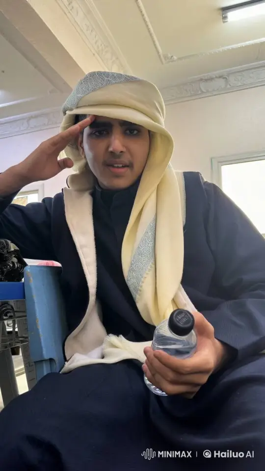 Traditional Attired Character Smokes Cigarette in Live2D Video – AI Generated Video | Hailuo AI