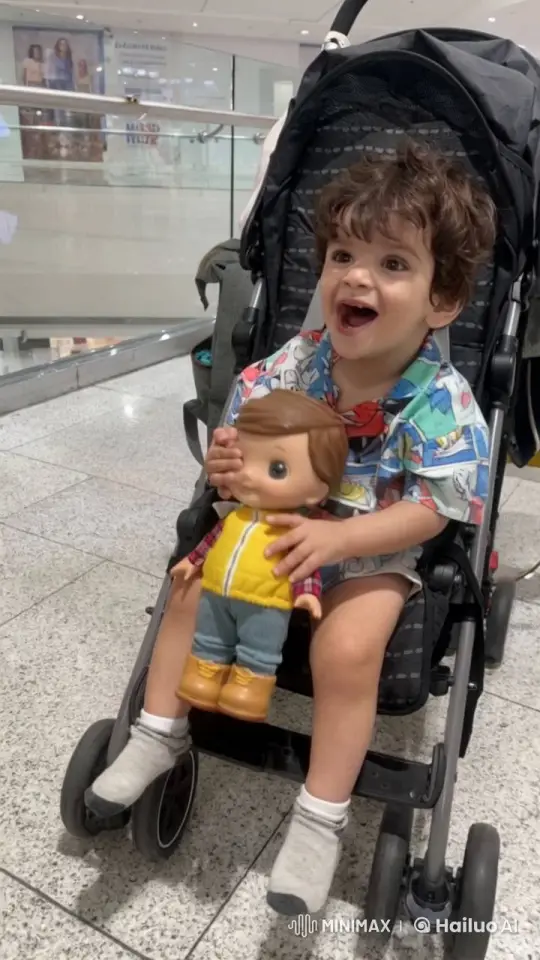 Toddler Pretends to Smoke in Stroller at Mall – AI Generated Video | Hailuo AI