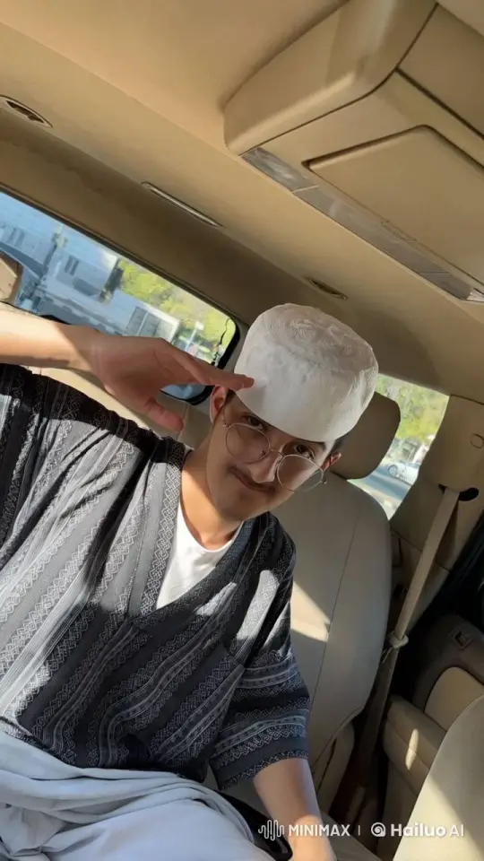 Young Man Smoking in Car Amid Sunny Day – AI Generated Video | Hailuo AI