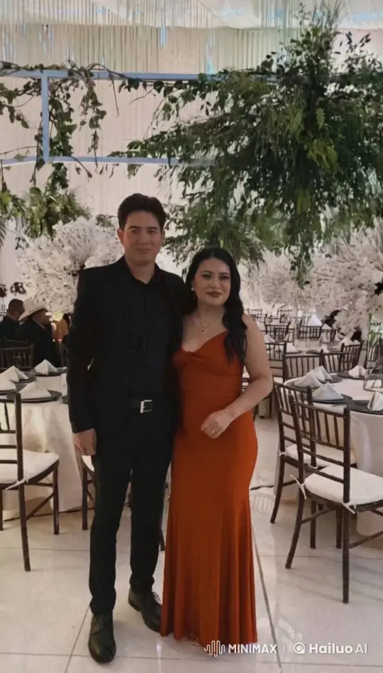 Family Bond in Elegant Setting Captured on Video – AI Generated Video | Hailuo AI