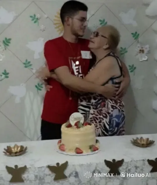 Young Man and Elderly Woman Celebrate with Affection – AI Generated Video | Hailuo AI