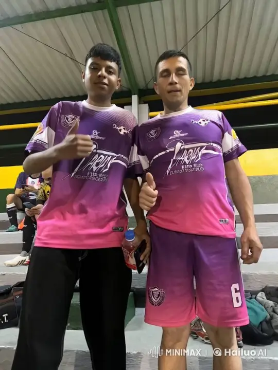 Friendly Kiss Between Athletes in Coordinated Outfits – AI Generated Video | Hailuo AI