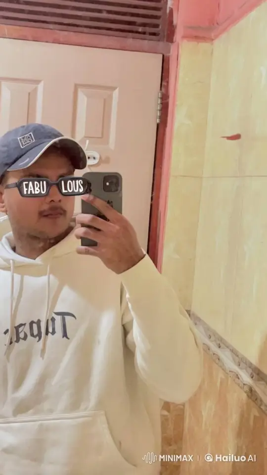 Indoor Selfie with Pizza and Sunglasses – AI Generated Video | Hailuo AI